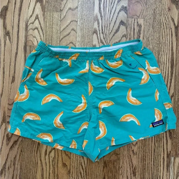 Patagonia Women’s Baggies 5 inch inseam Teal Shorts with Cantaloupe Slice Print - Picture 1 of 5